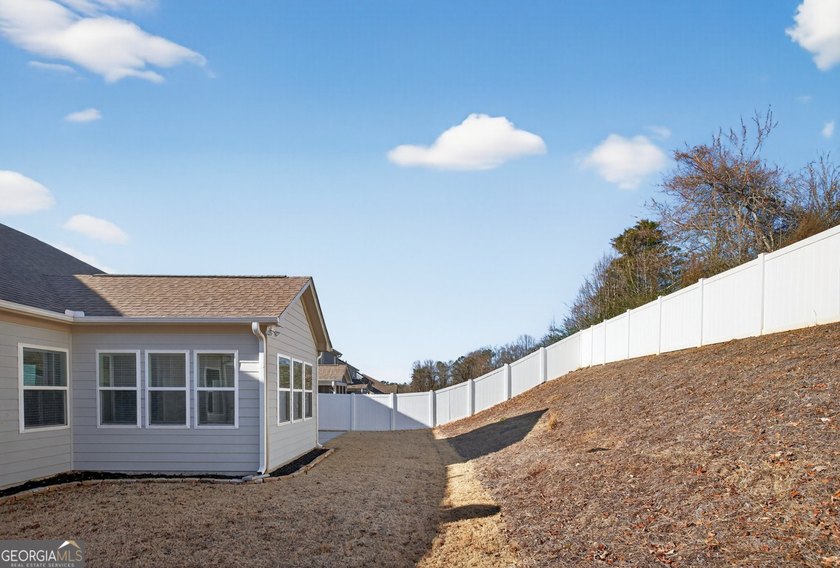 Welcome to Manchester Drive, where classic Craftsman charm meets - photo 46
