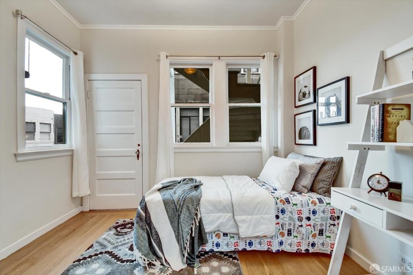Big price reduction! Outstanding Edwardian 2 full-floor flats - photo 10