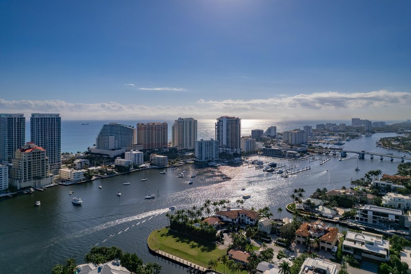 Trophy Development site with 196 of deep Intracoastal Waterway - photo 6