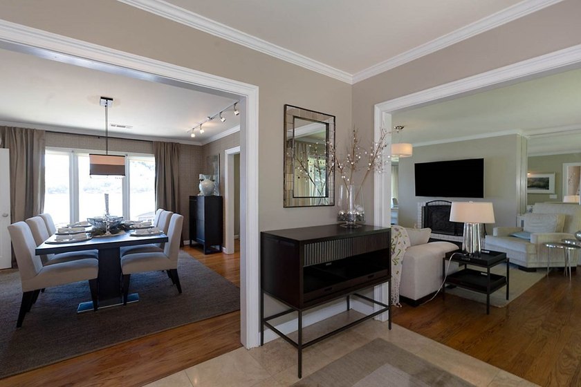 Located in Green Island Hills, this exceptional property offers - photo 16