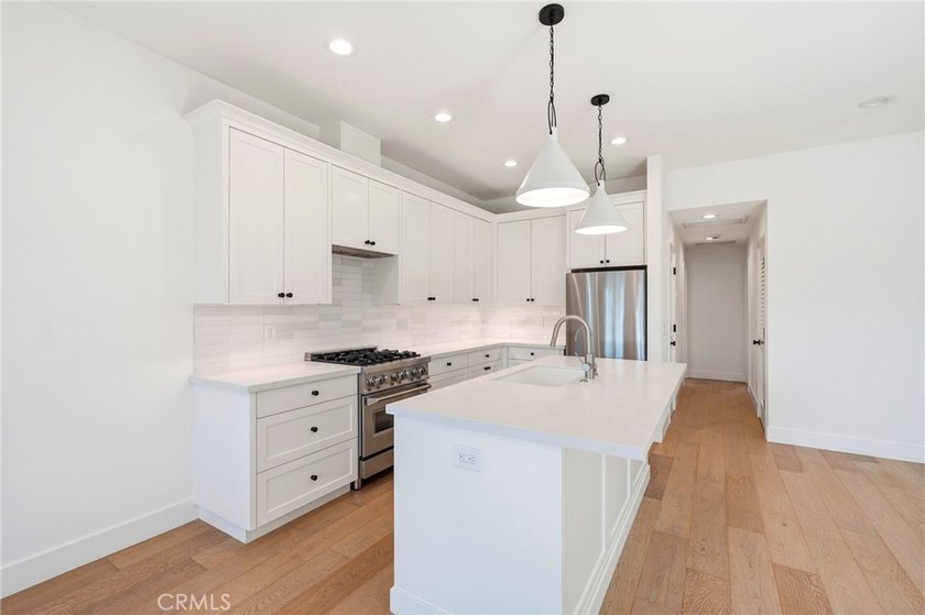 Welcome to 3097 Molokai Place. Situated on a quiet cul-de-sac - photo 19
