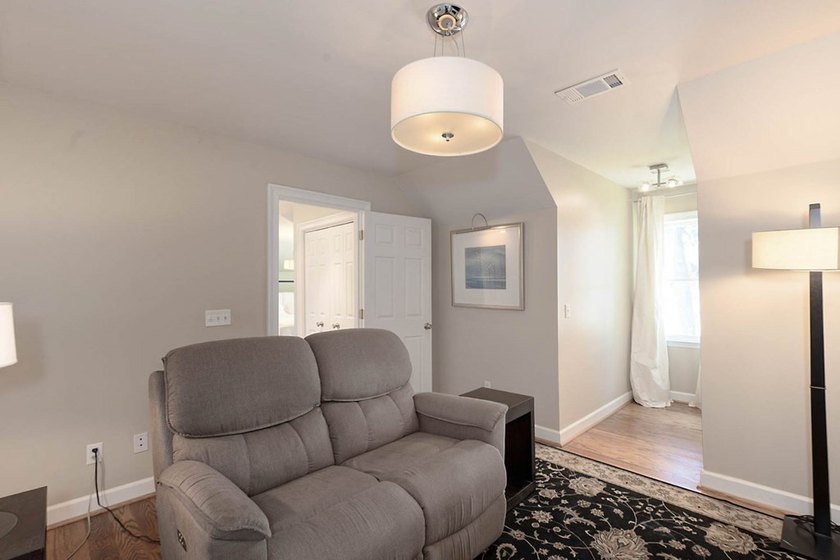 Located in Green Island Hills, this exceptional property offers - photo 41