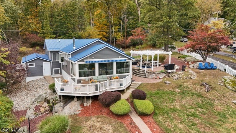 Step into your own slice of paradise on Lake Hopatcong! This - photo 27