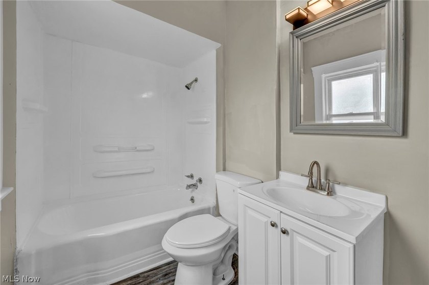 Welcome to this solid income-producing duplex in Cleveland - photo 38