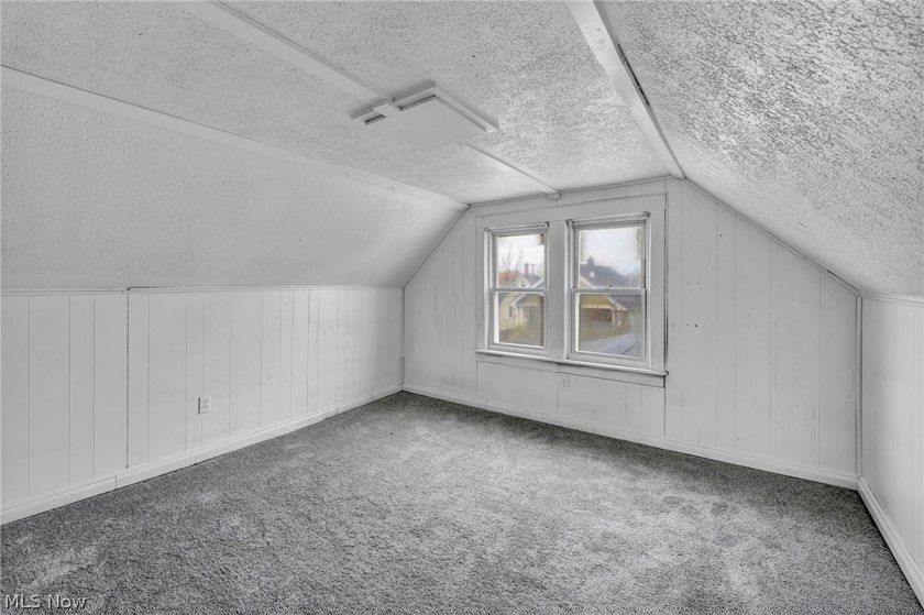 Welcome to this solid income-producing duplex in Cleveland - photo 43