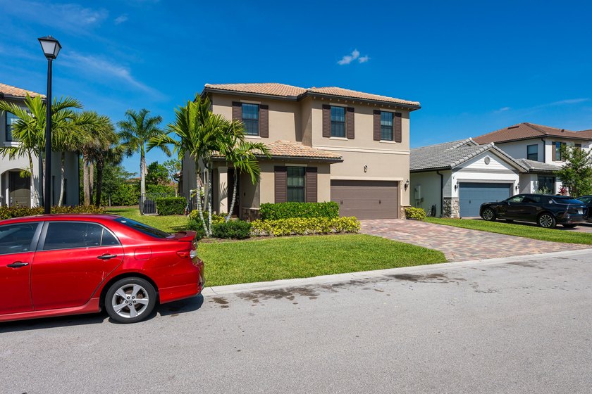 Low HOA fees on this 3-year-old 2 story home in gated community - photo 2