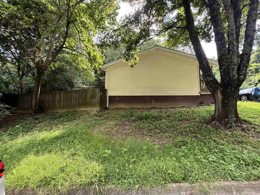 Check out this 2007 Duplex its fully rented tenants pay their - photo 8