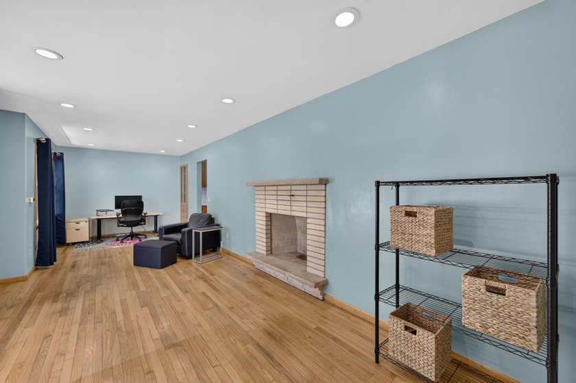 Welcome home to this charming 3-bedroom ranch in the heart of - photo 8