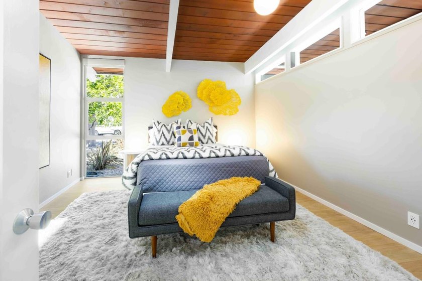 Set in the charming Fairmeadow neighborhood, this beautifully - photo 13