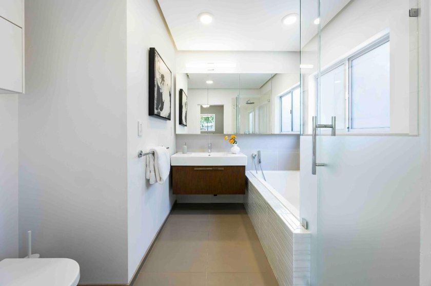 Set in the charming Fairmeadow neighborhood, this beautifully - photo 18