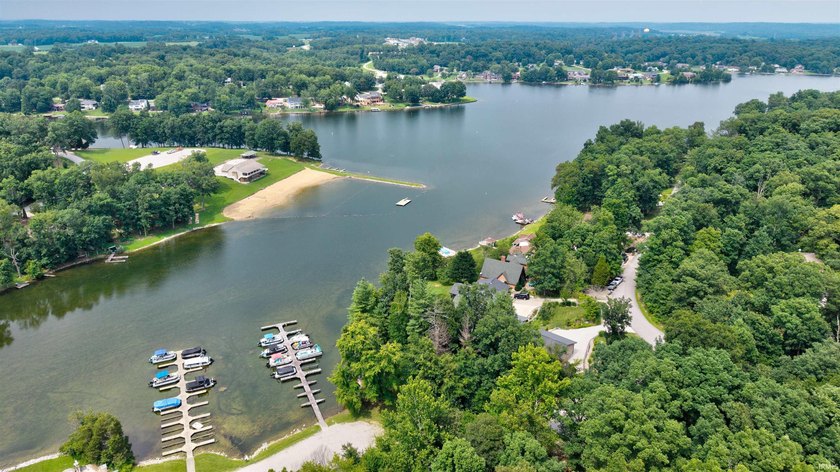 Here is the updated MLS-ready description with the community - photo 4