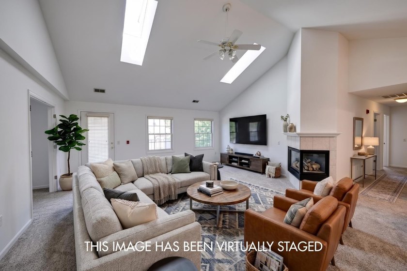 Sophisticated design and effortless living come together in this - photo 6