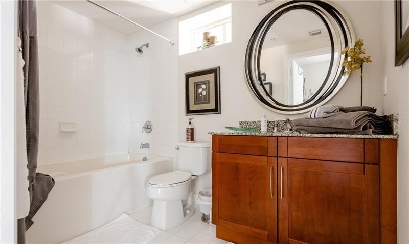Beautifully furnished 1-bedroom, 1-bath condo located in the - photo 5