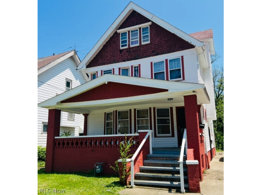 537 E 118th St - photo 2