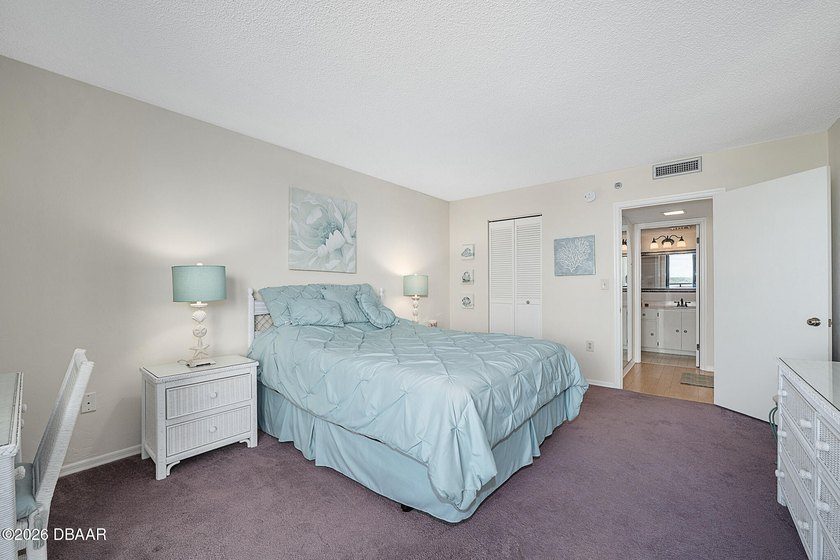 Welcome to Oceans West One's Desirable A Tower, where - photo 7