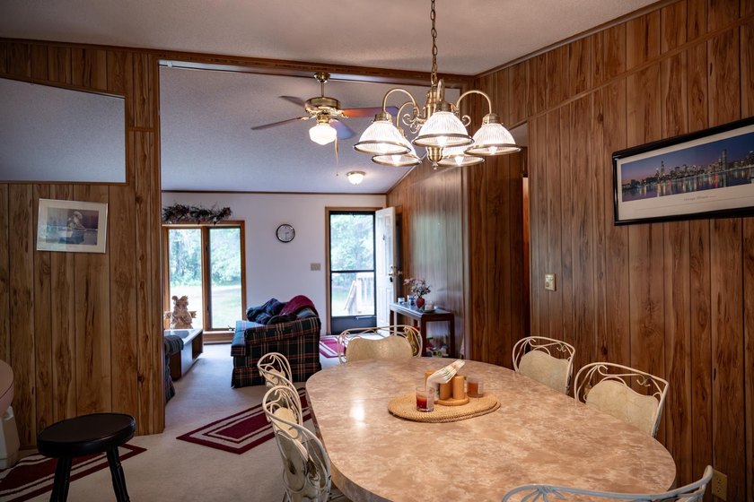 Spacious home on 5 private, quiet acres near Castle Rock Lake - photo 4