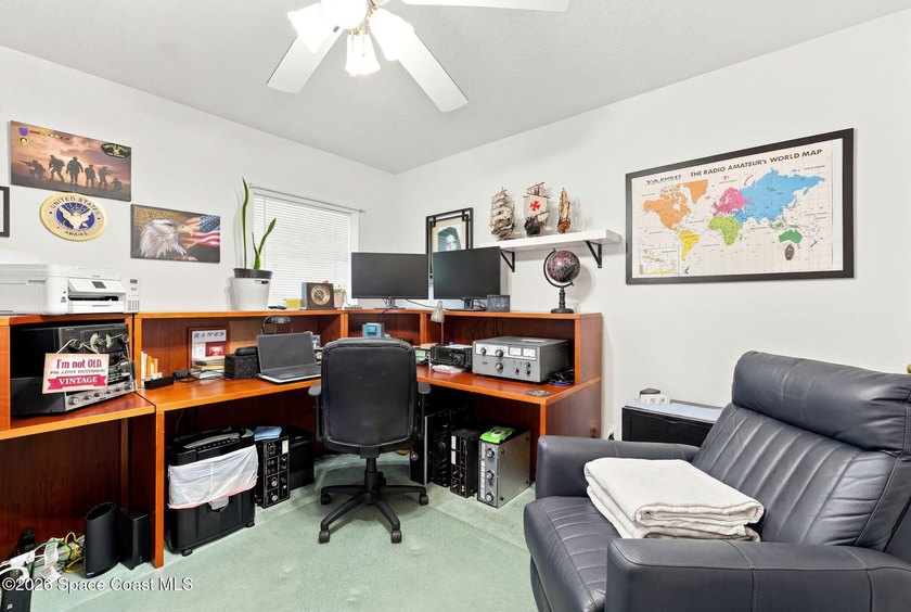One of the finest opportunities in highly sought-after Lockmar - photo 33