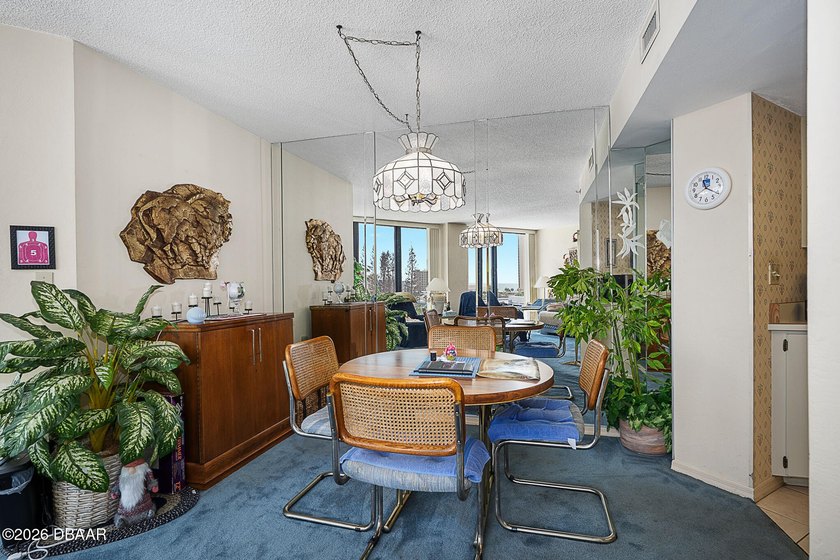 This spacious residence features a true two-bedroom - photo 6