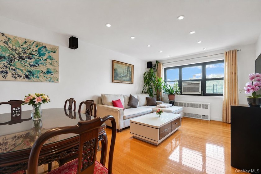 Welcome to Linden Towers Co-op in the heart of North Flushing! - photo 3