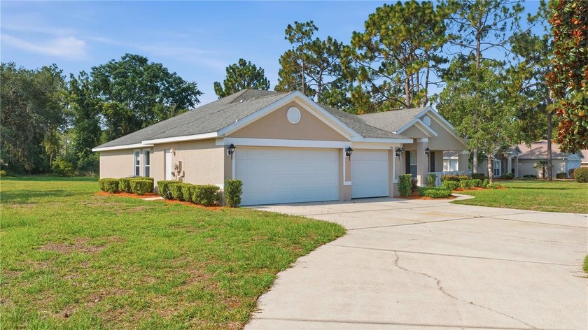 Don't miss this opportunity to own a spacious home on an - photo 3