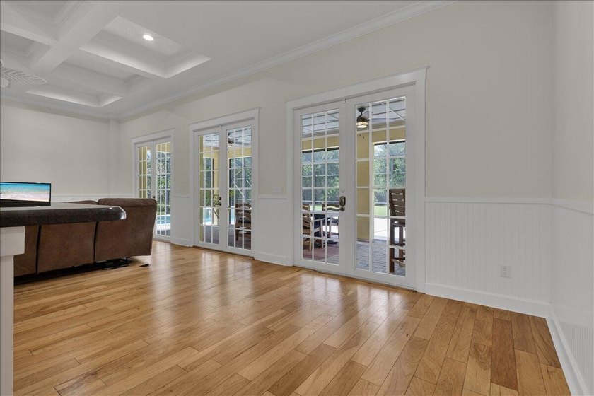 Exceptional estate property offers fabulous Key West style home - photo 29