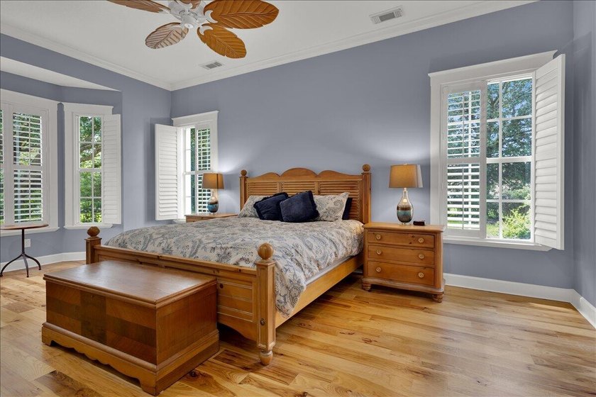 Exceptional estate property offers fabulous Key West style home - photo 39