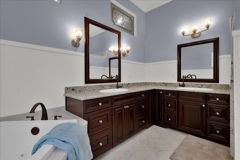 Exceptional estate property offers fabulous Key West style home - photo 44
