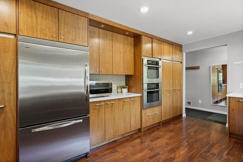 Stunning all-brick home in the heart of Madison! Just across - photo 9