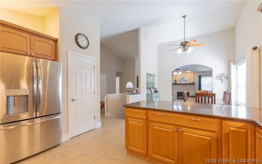 PRIME LOCATION in the heart of Osage Beach! IMPECCABLE - photo 17