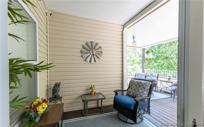 PRIME LOCATION in the heart of Osage Beach! IMPECCABLE - photo 28