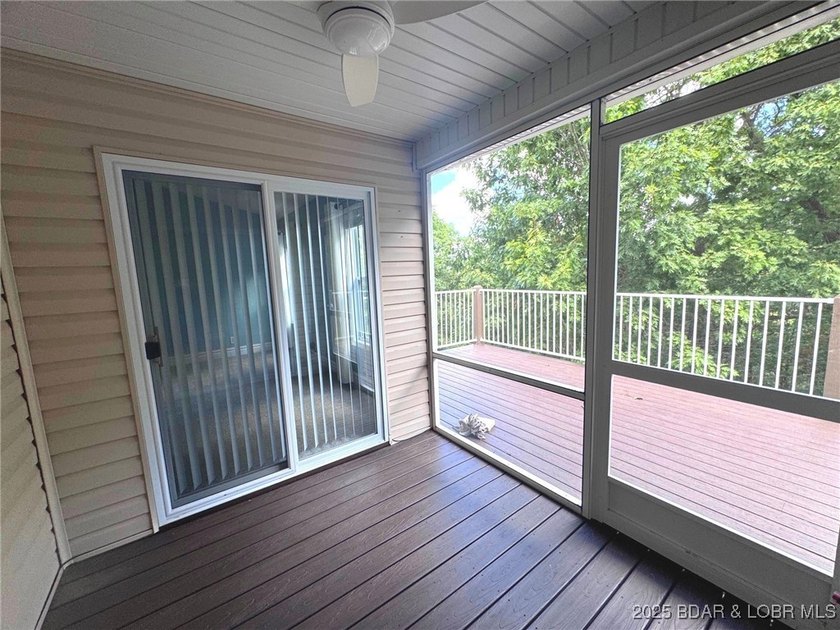 PRIME LOCATION in the heart of Osage Beach! IMPECCABLE - photo 30
