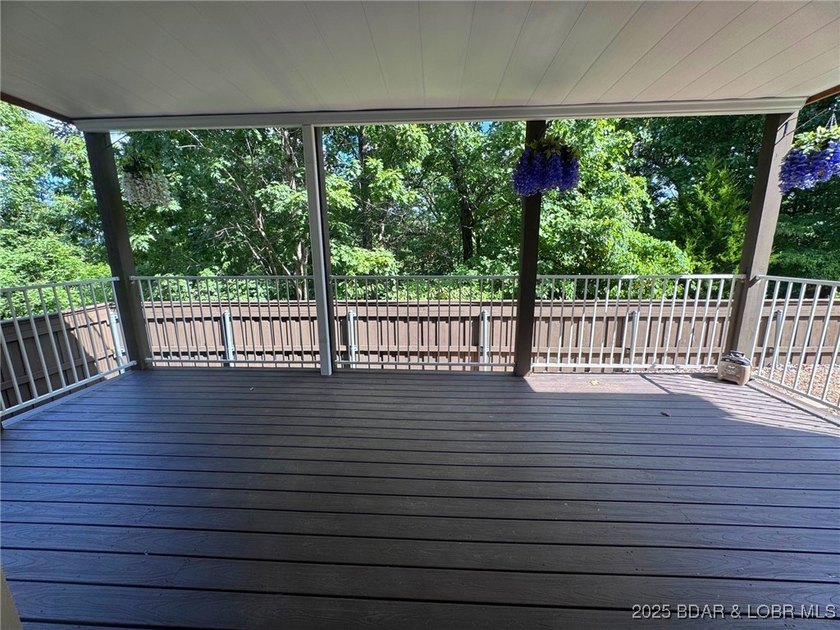 PRIME LOCATION in the heart of Osage Beach! IMPECCABLE - photo 39