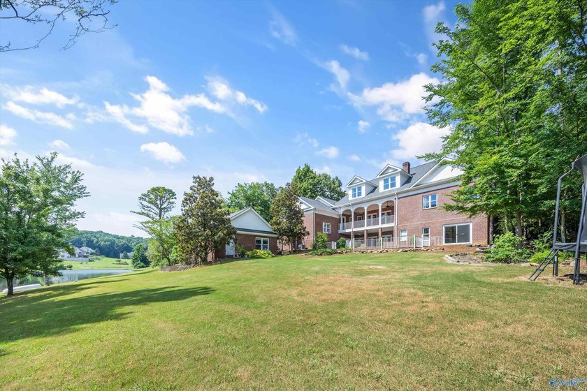 Luxurious lakefront living! You will love every square foot of - photo 39