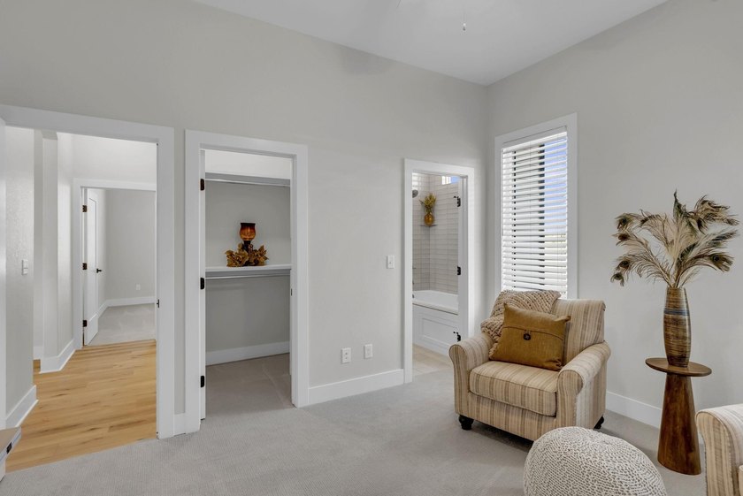 Seller will pay the first two years of HOA dues! This stunning - photo 21