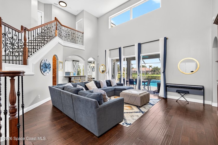 You just found your new home!! This Executive Style 5 bedroom, 3 - photo 14