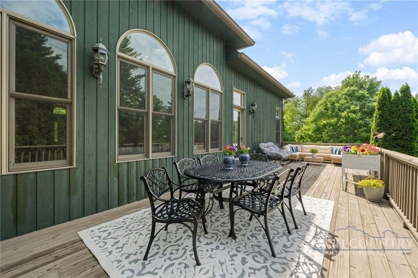 Welcome to 123 Cora's Path, a beautifully designed mountain - photo 15