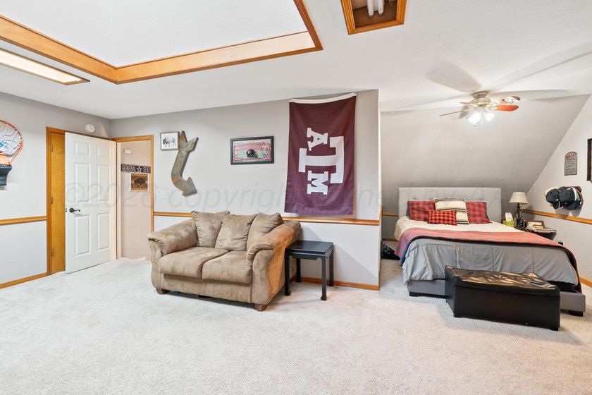 The heart of Hunsley Hills! This spacious 4-bedroom, 4-bath home - photo 34