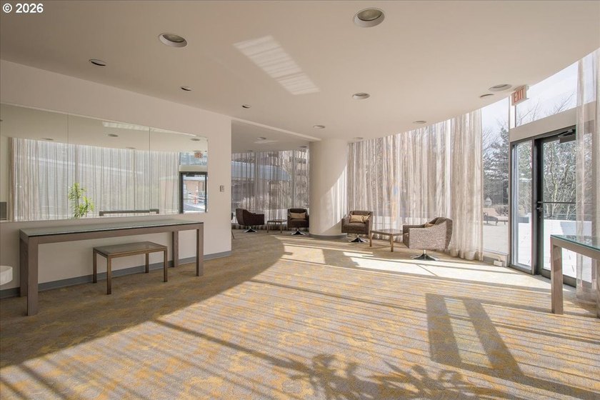 A time of great opportunity for condo buyers. Totally renovated - photo 40