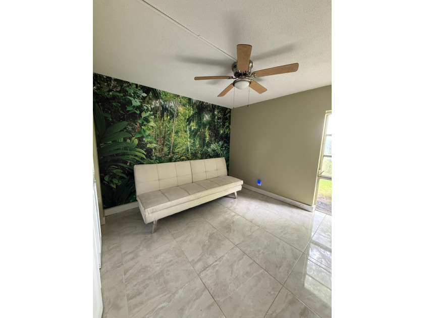 Ground Floor, 2 Bed | 2 Bath, Updated Kitchen, Updated Bathrooms - photo 15