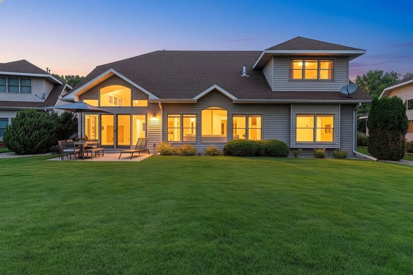 Experience lake living at its finest in this beautifully - photo 6