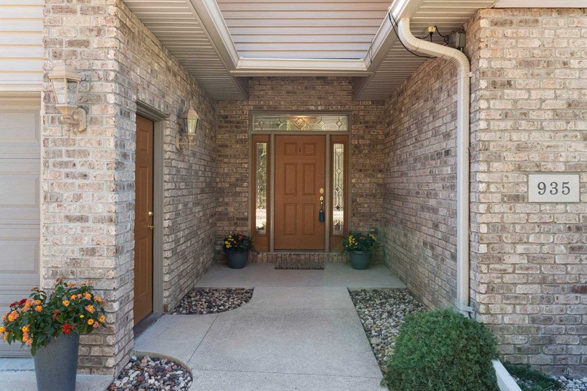 Experience lake living at its finest in this beautifully - photo 8