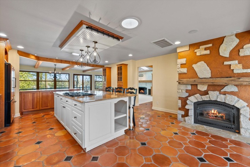 Elkhart Lake home/cottage of your dreams! This sought after lake - photo 13