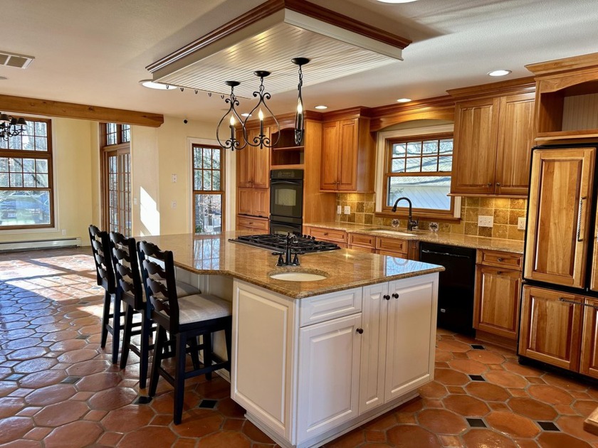 Elkhart Lake home/cottage of your dreams! This sought after lake - photo 15