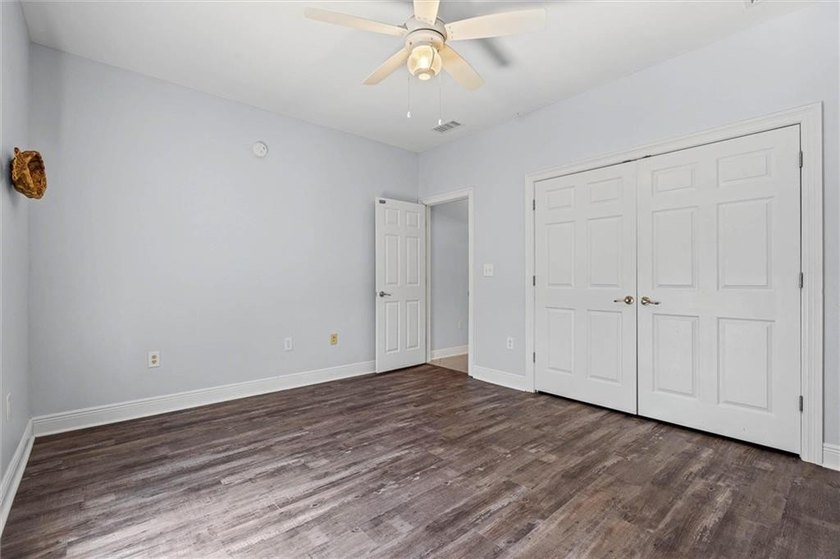 Whether you're searching for a full-time residence or the - photo 23