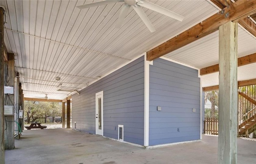 Whether you're searching for a full-time residence or the - photo 27
