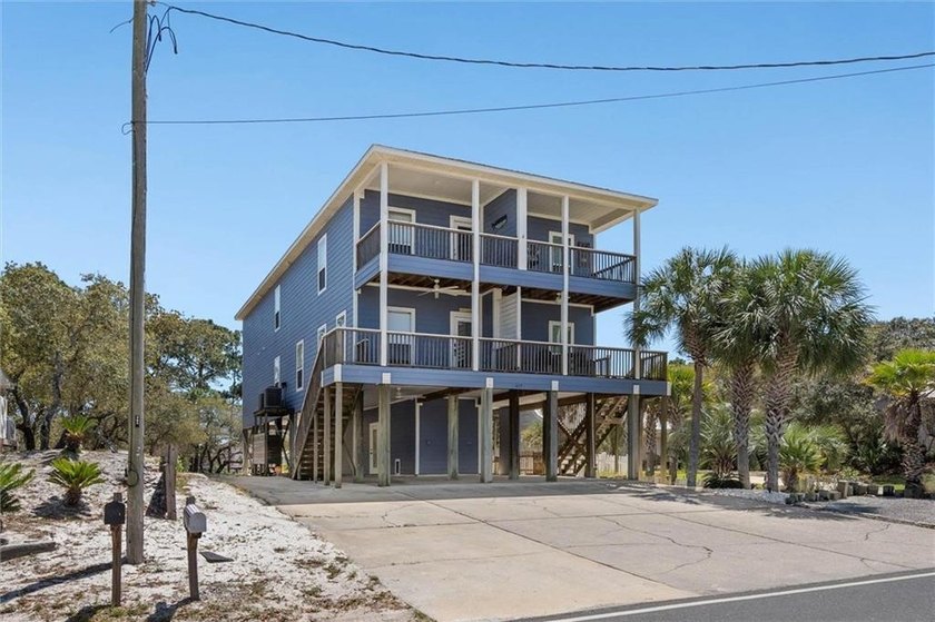 Whether you're searching for a full-time residence or the - photo 32
