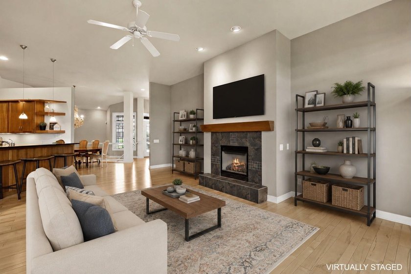 This gorgeous condo greets you with a handsome craftsman - photo 6
