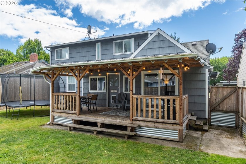 Immaculate, move-in ready cream-puff home that's been lovingly - photo 37