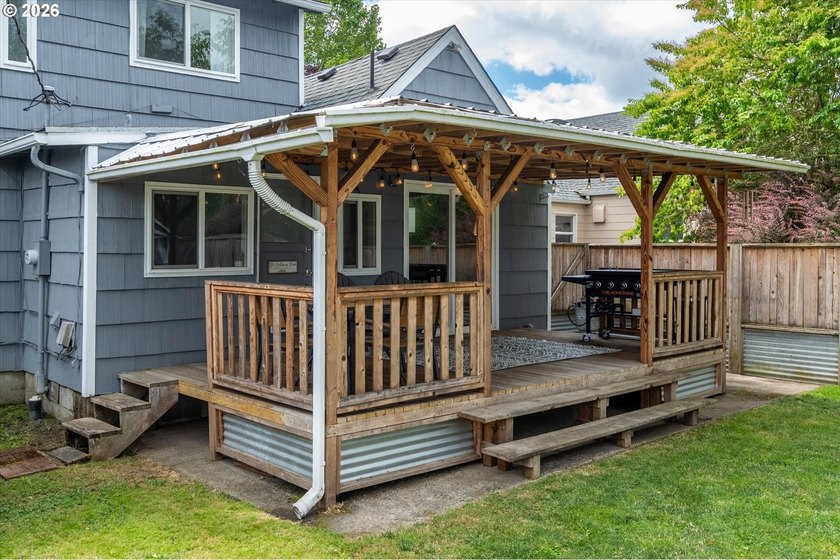 Immaculate, move-in ready cream-puff home that's been lovingly - photo 38