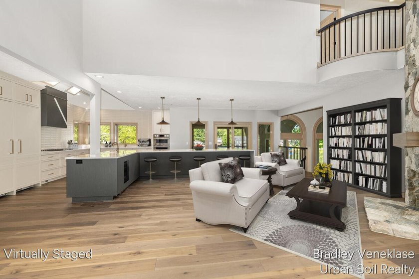 Experience one of the Thornapple River's finest luxury estates - photo 3